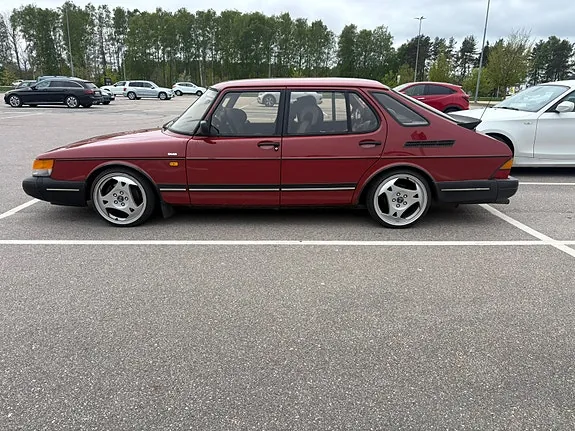 Saab 900 1988 photo 3