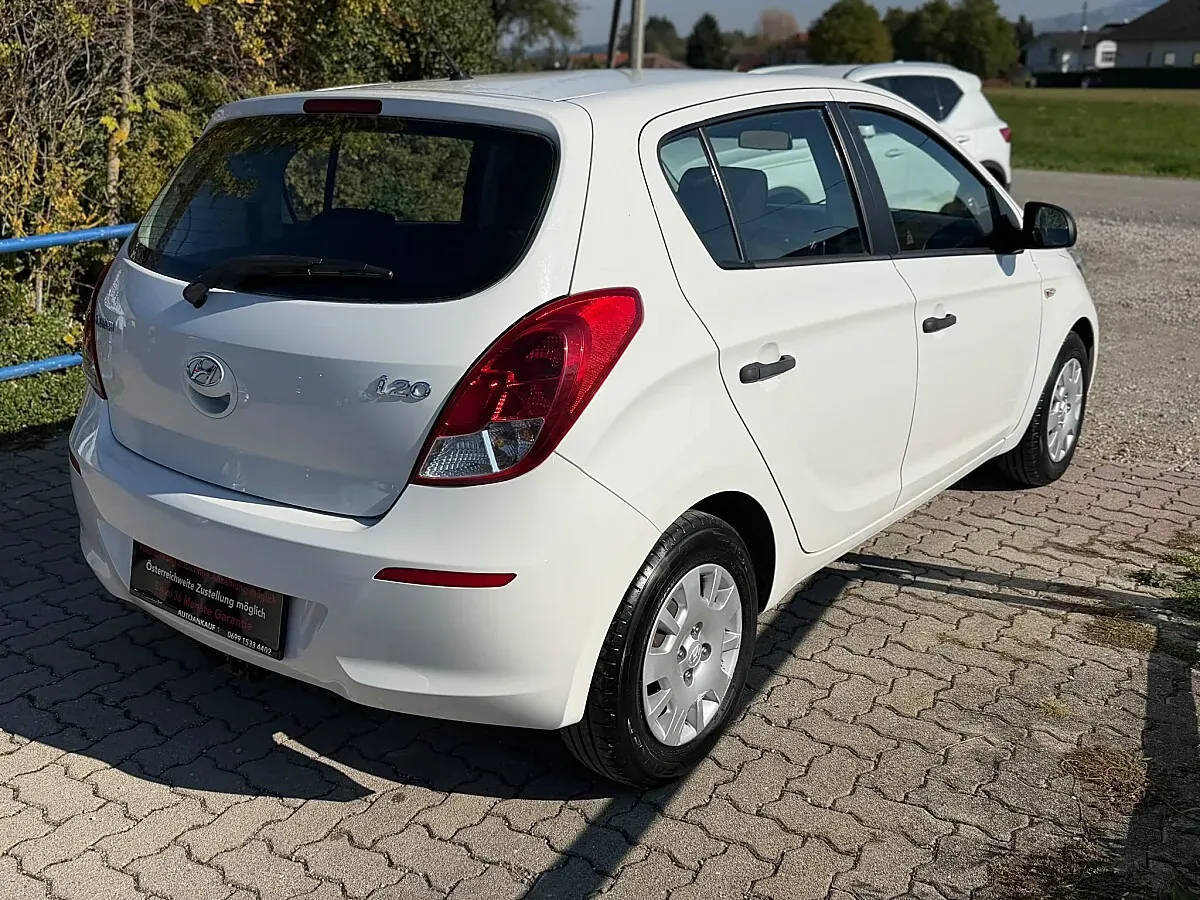 Hyundai I20 2013 photo 3