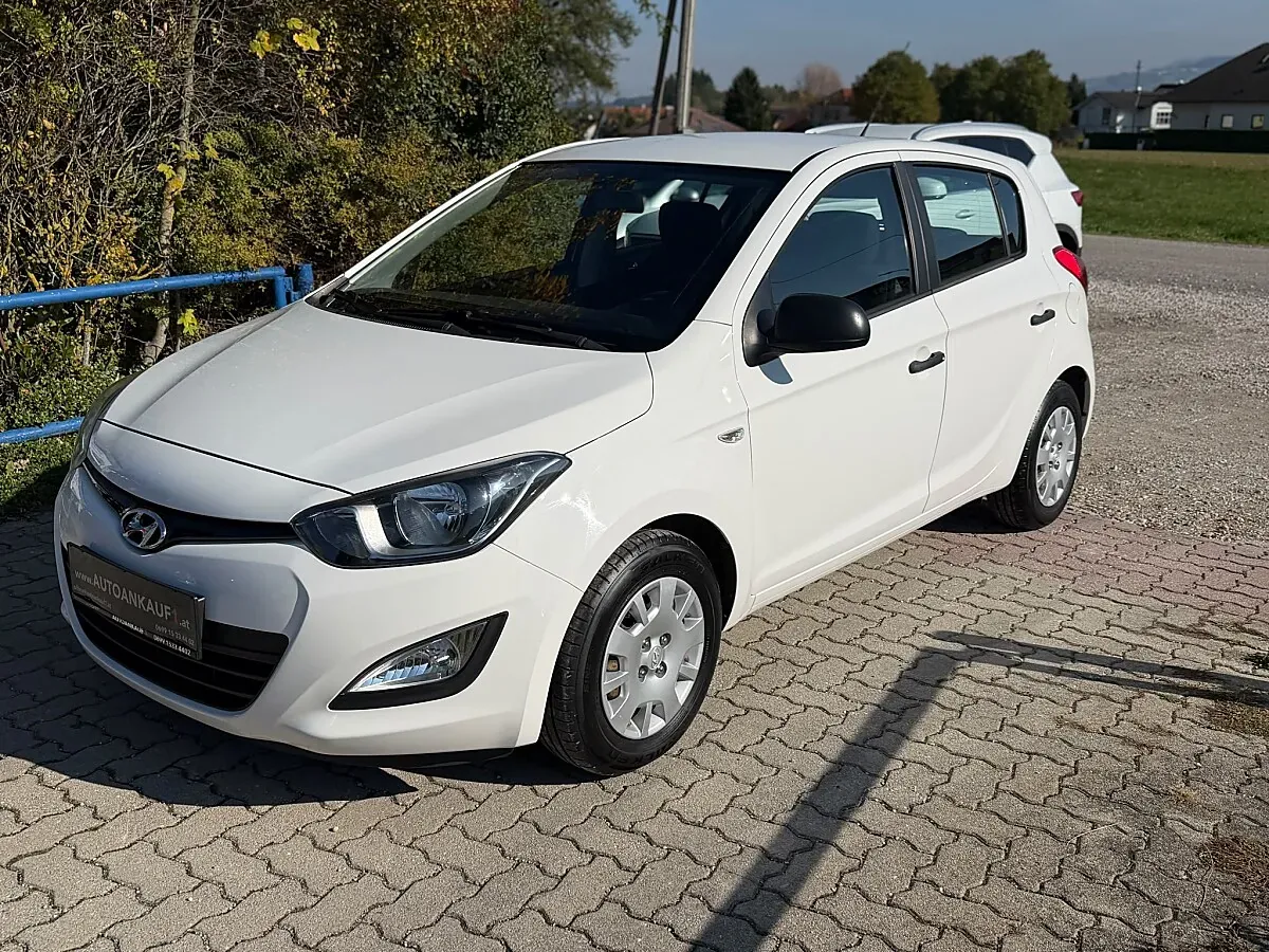 Hyundai I20 2013 photo 2
