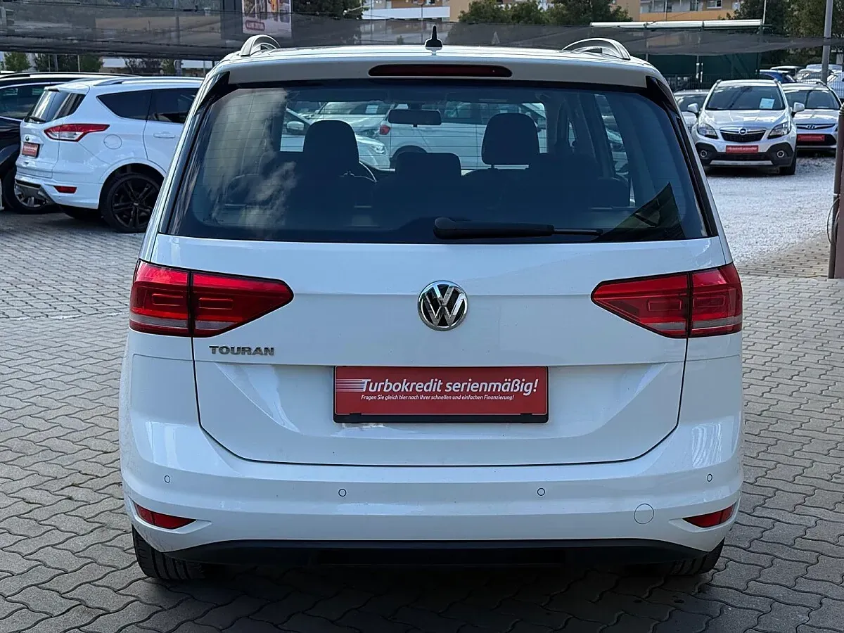 Volkswagen Touran 2018 photo 3