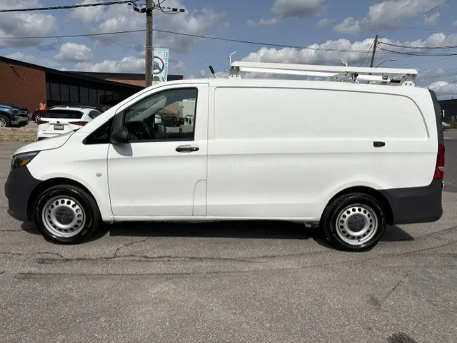 Mercedes-Benz Metris Van 2018 photo 2
