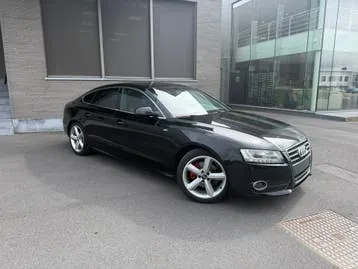 Audi A5 2011 photo 3