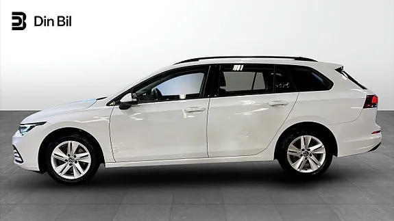 Volkswagen Golf I 2022 photo 2