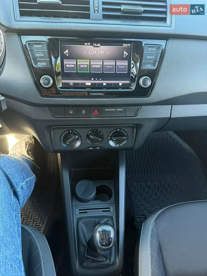 Skoda Fabia 2021 photo 4