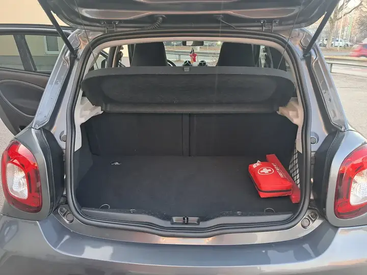 Smart Forfour 2019 photo 2