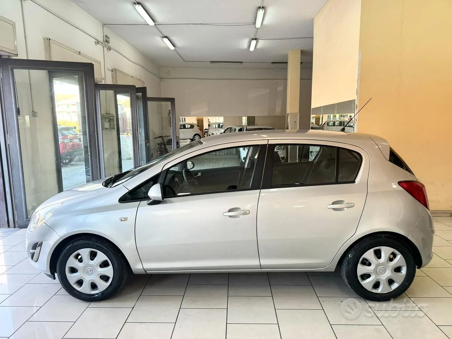 Opel Corsa 2012 photo 4