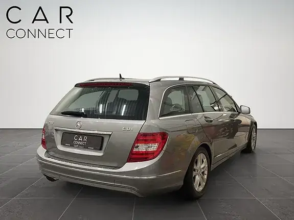 Mercedes-Benz C 200 D 2011 photo 4