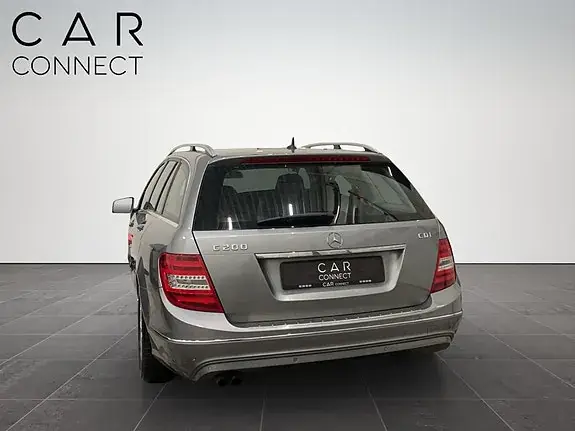 Mercedes-Benz C 200 D 2011 photo 3