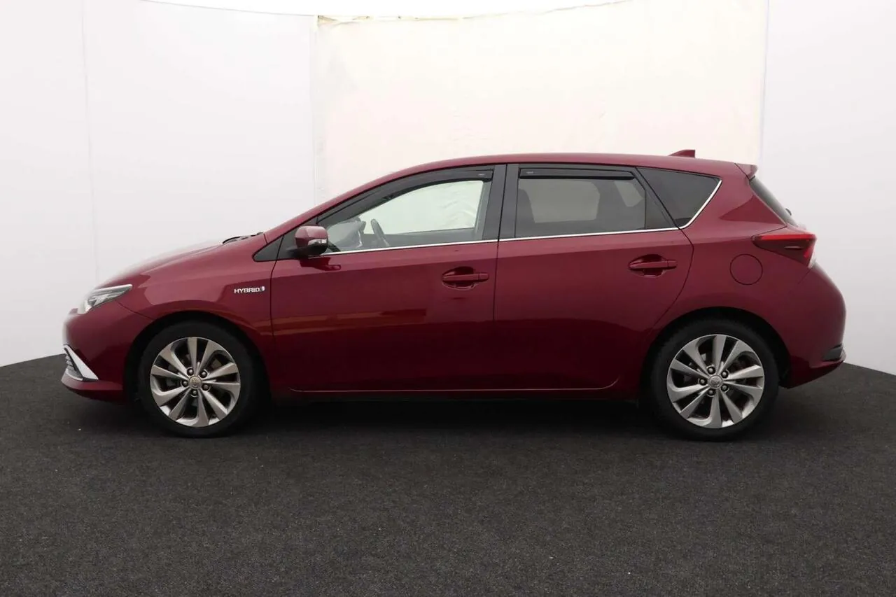 Toyota Auris 2017 photo 5
