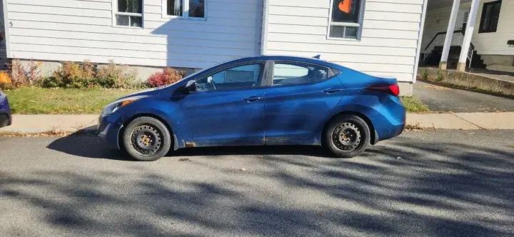 Hyundai Elantra 2015 photo 3