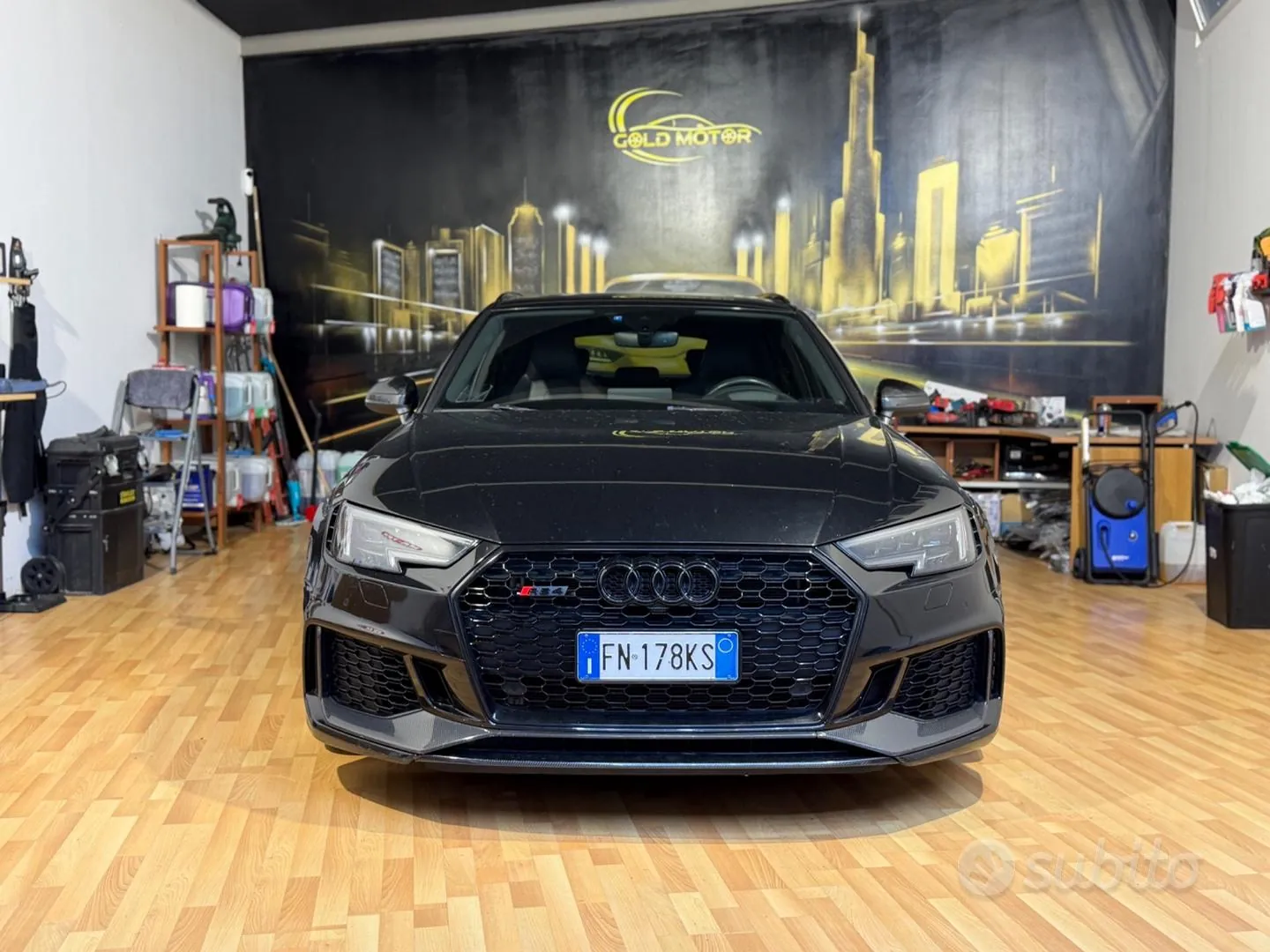 Audi A4 2018 photo 2