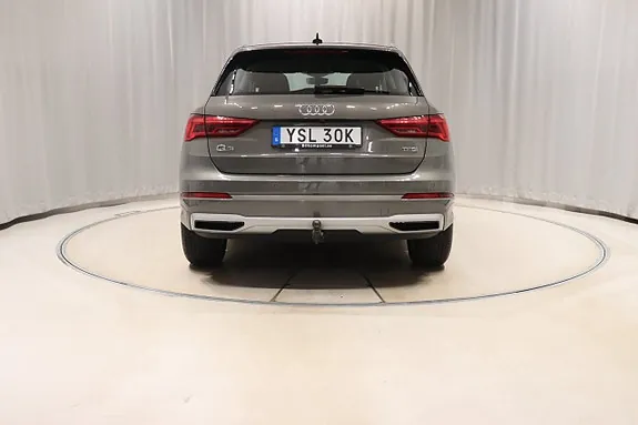 Audi Q3 2019 photo 5