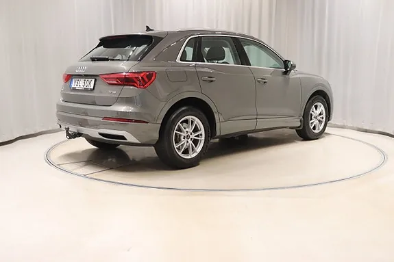 Audi Q3 2019 photo 4