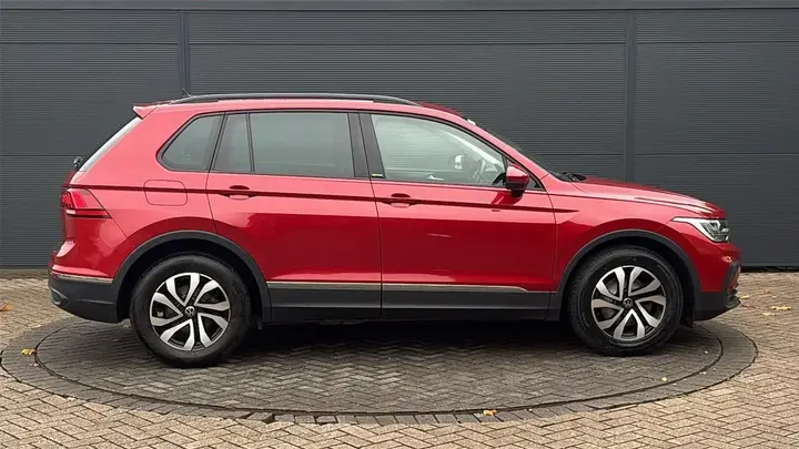 Volkswagen Tiguan 2022 photo 4