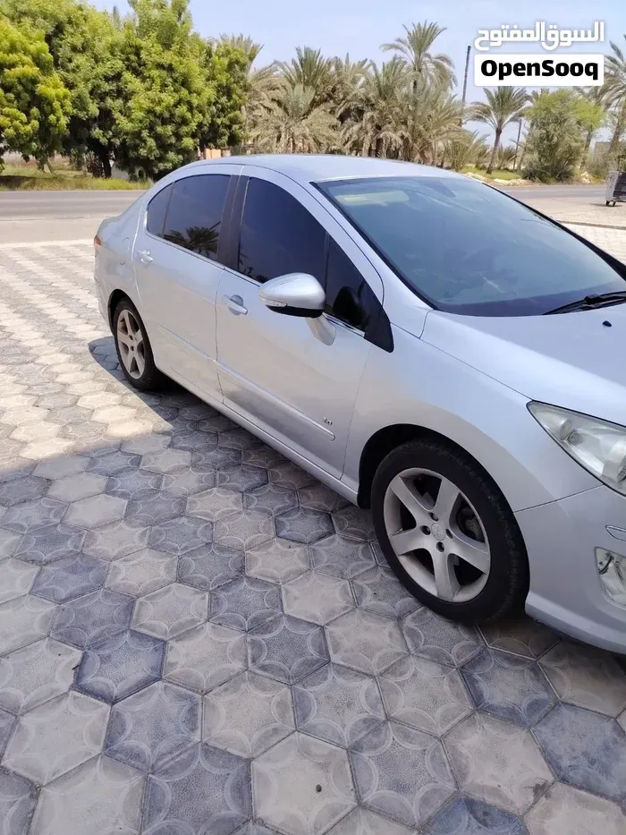 Peugeot 408 2014 photo 4