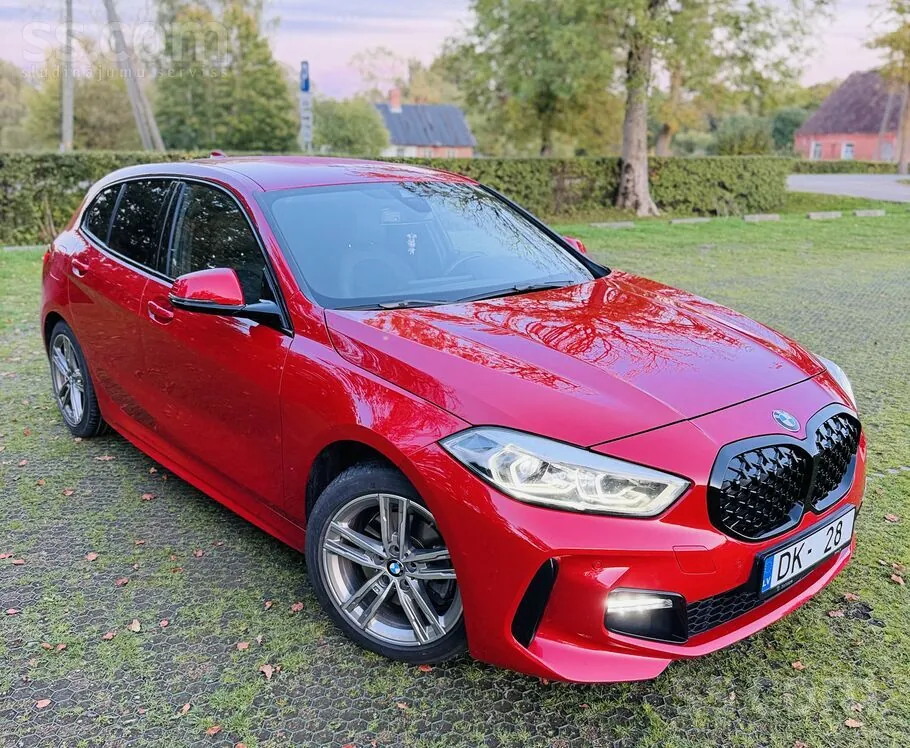 BMW 118D 2021 photo 3