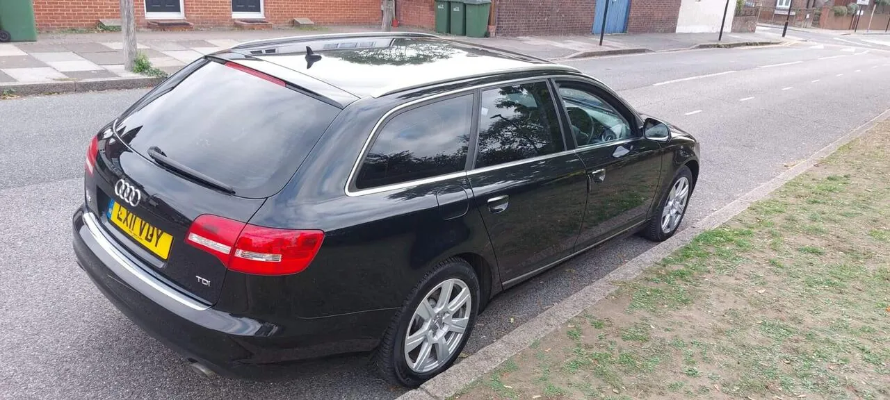 Audi A6 Avant 2011 photo 3