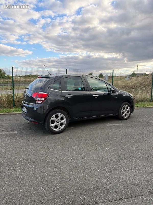 Citroen C3 2010 photo 2