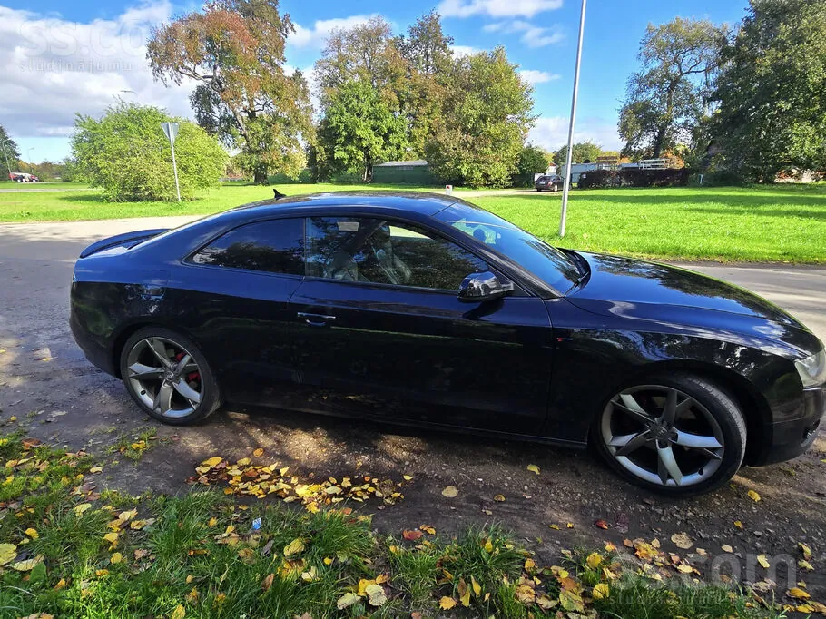 Audi A5 2009 photo 4