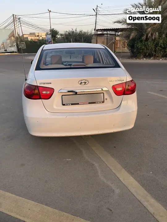 Hyundai Elantra 2011 photo 4