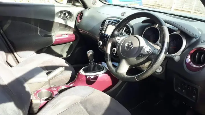 Nissan Juke 2015 photo 5