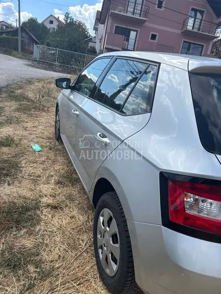 Skoda Fabia 2018 photo 5