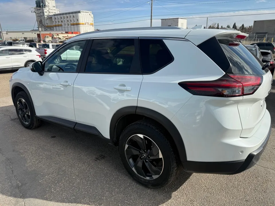 Nissan Rogue 2024 photo 4