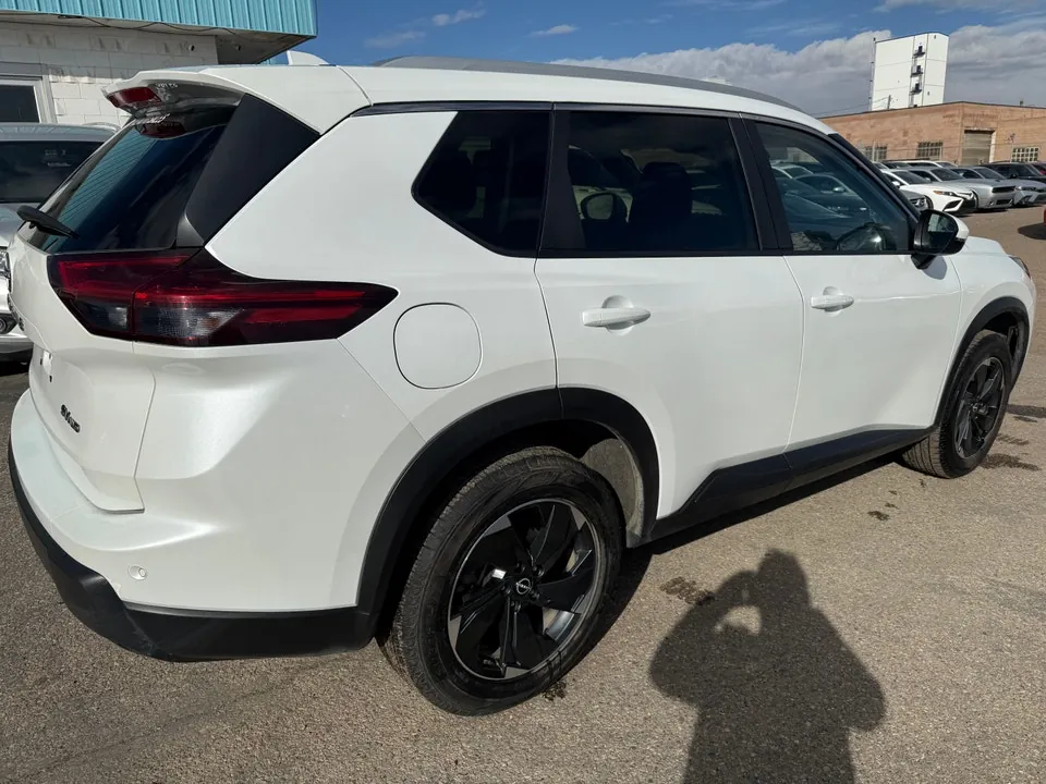 Nissan Rogue 2024 photo 2