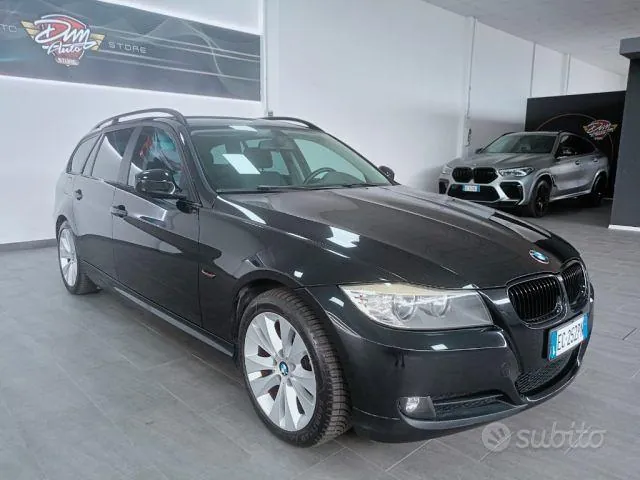 BMW 318D 2010 photo 3