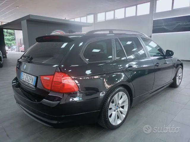 BMW 318D 2010 photo 5