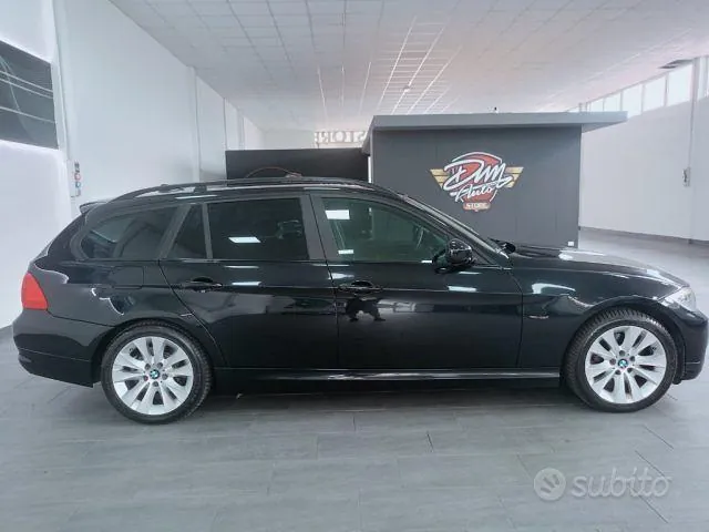 BMW 318D 2010 photo 4