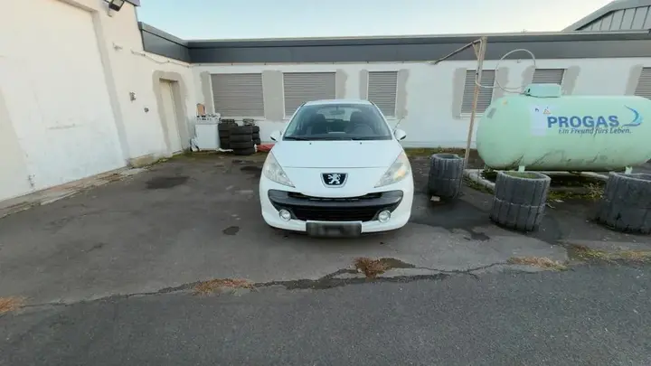 Peugeot 207