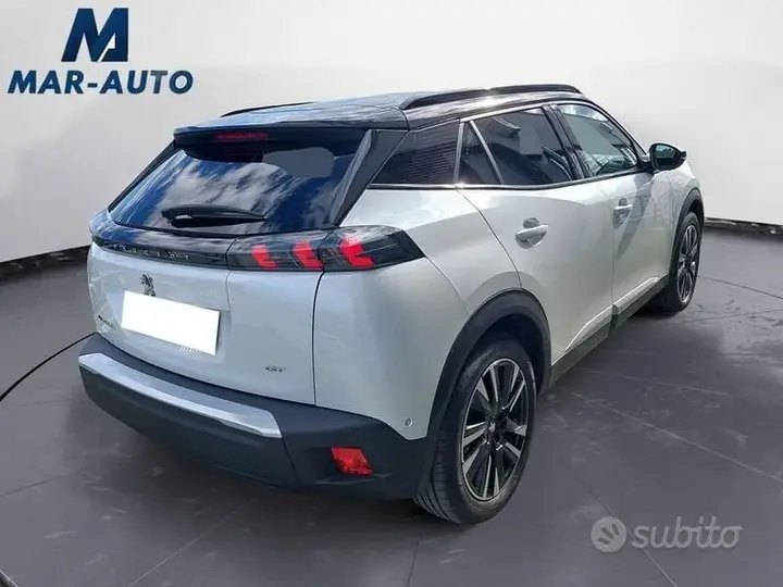 Peugeot 2008 2021 photo 3