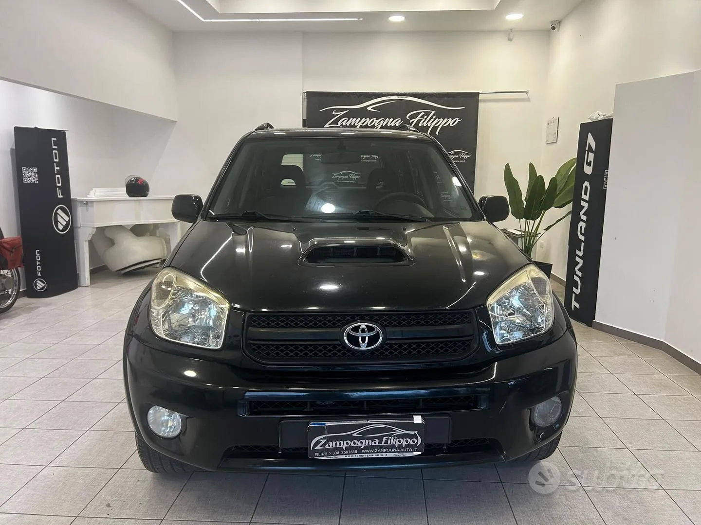 Toyota Rav4 2004 photo 2