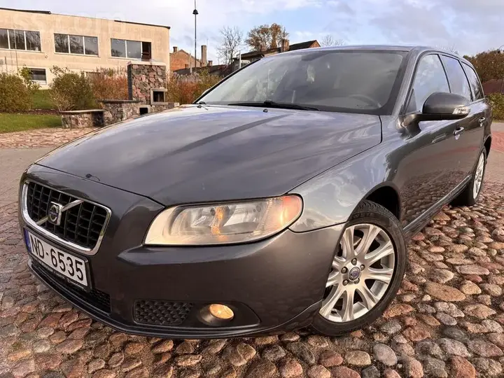 Volvo V70