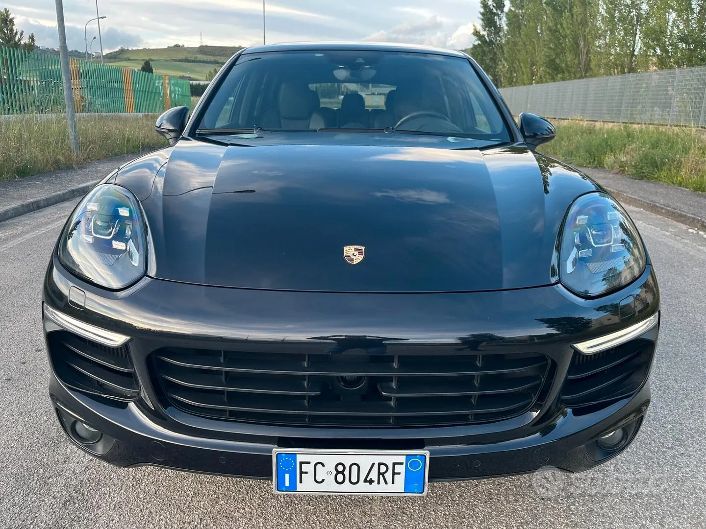 Porsche Cayenne 2016 photo 2