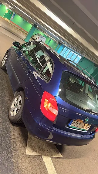Skoda Fabia 2011 photo 4