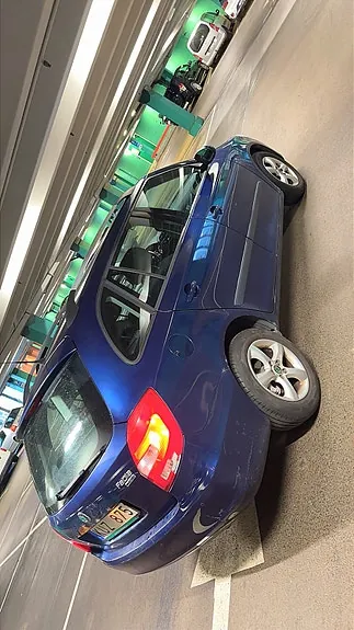 Skoda Fabia 2011 photo 3