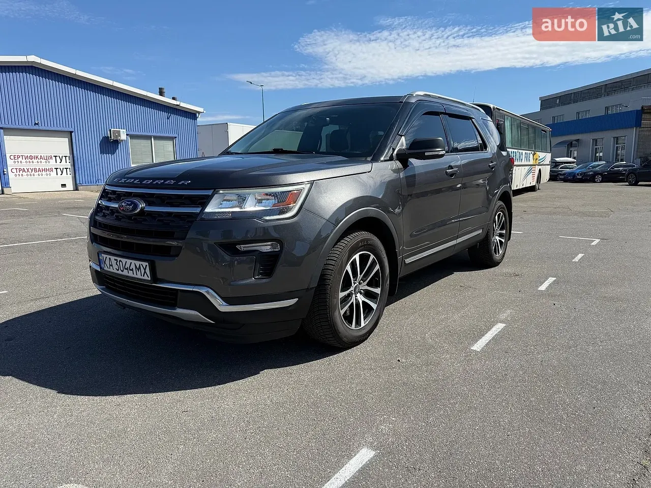 Ford Explorer 2018 photo 3