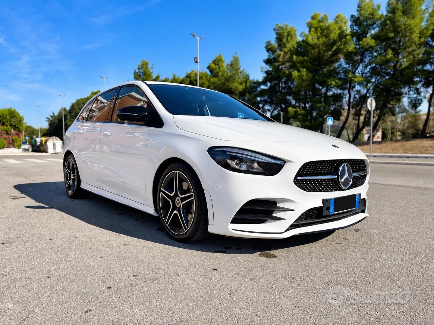 Mercedes-Benz B-Class 2021 photo 2