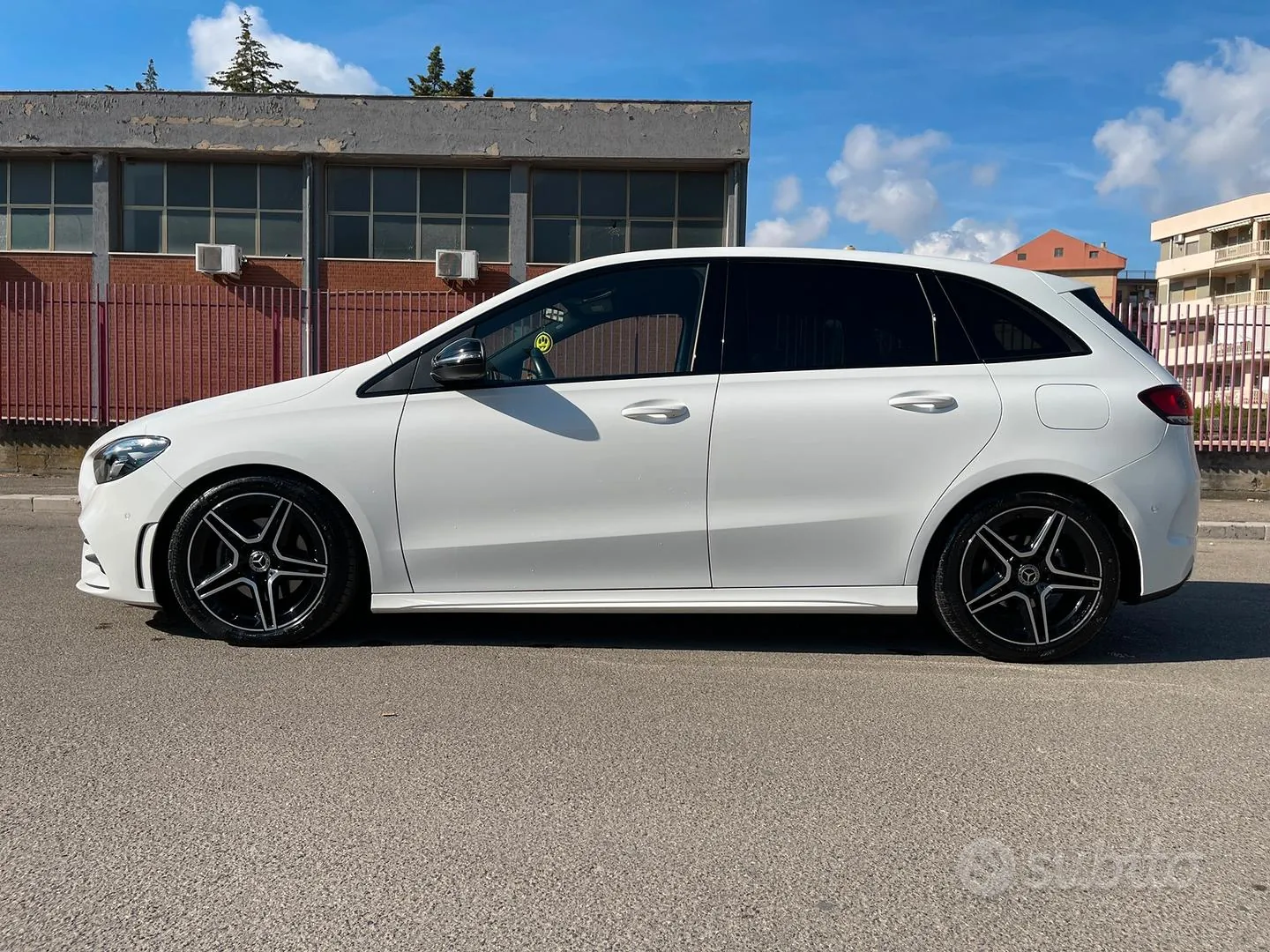 Mercedes-Benz B-Class 2021 photo 3