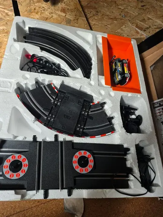 Carrera Go!!! Rennbahn Set