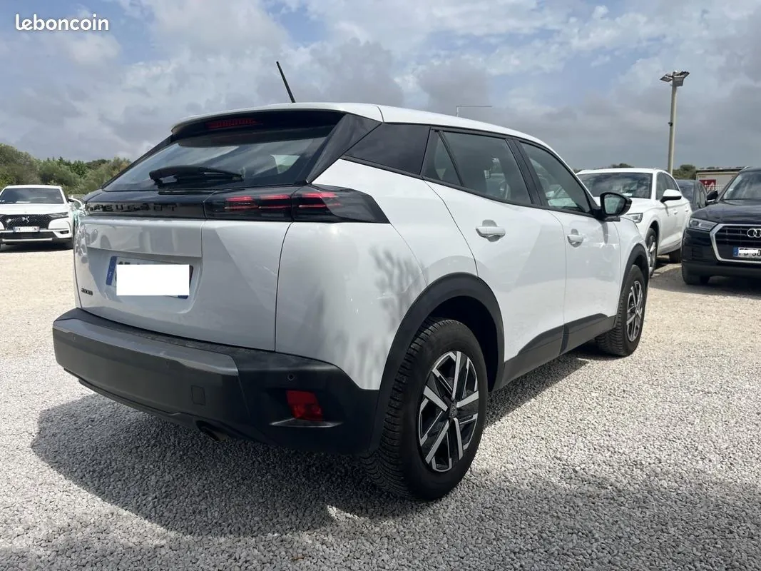 Peugeot 2008 2024 photo 5