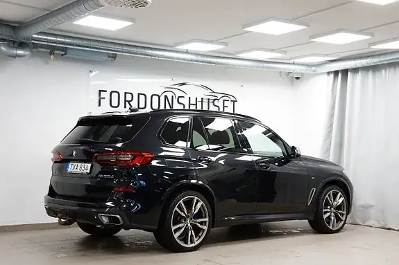BMW X5 2019 photo 2