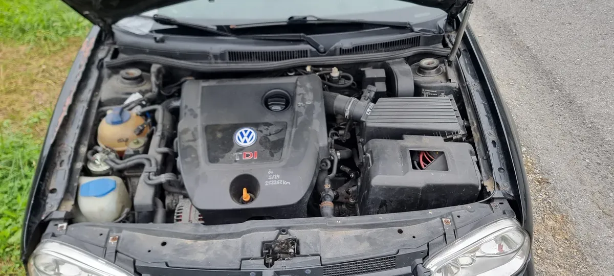 Volkswagen Golf 2001 photo 3