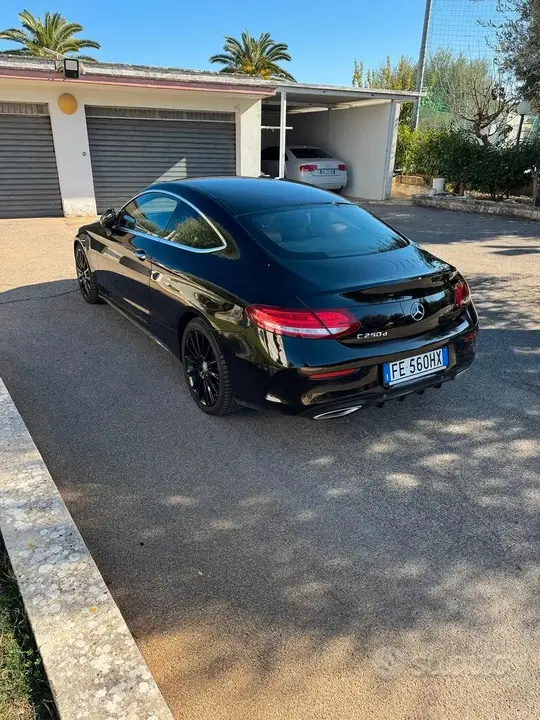 Mercedes-Benz C 2016 photo 2