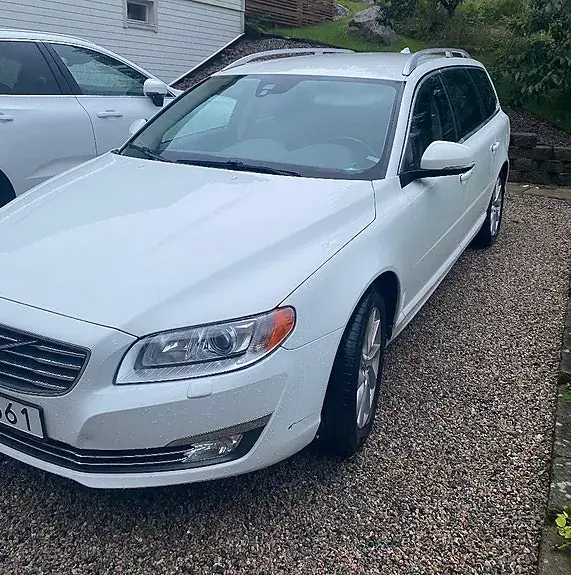 Volvo V70 2014 photo 2