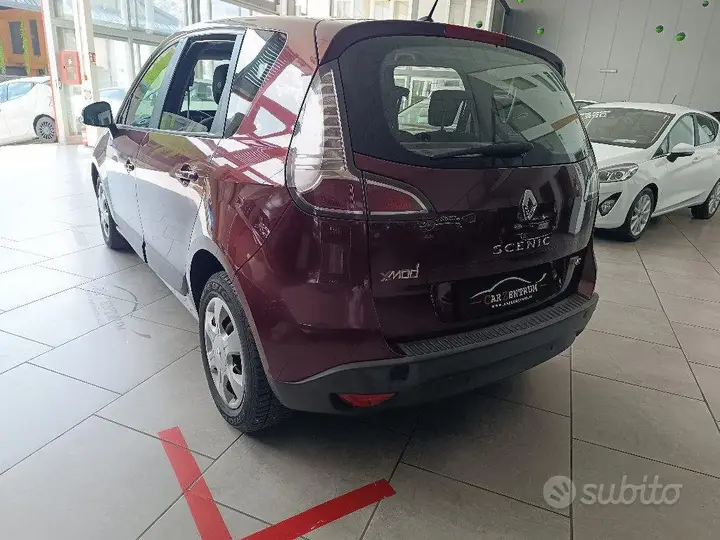Renault Scenic 2013 photo 3