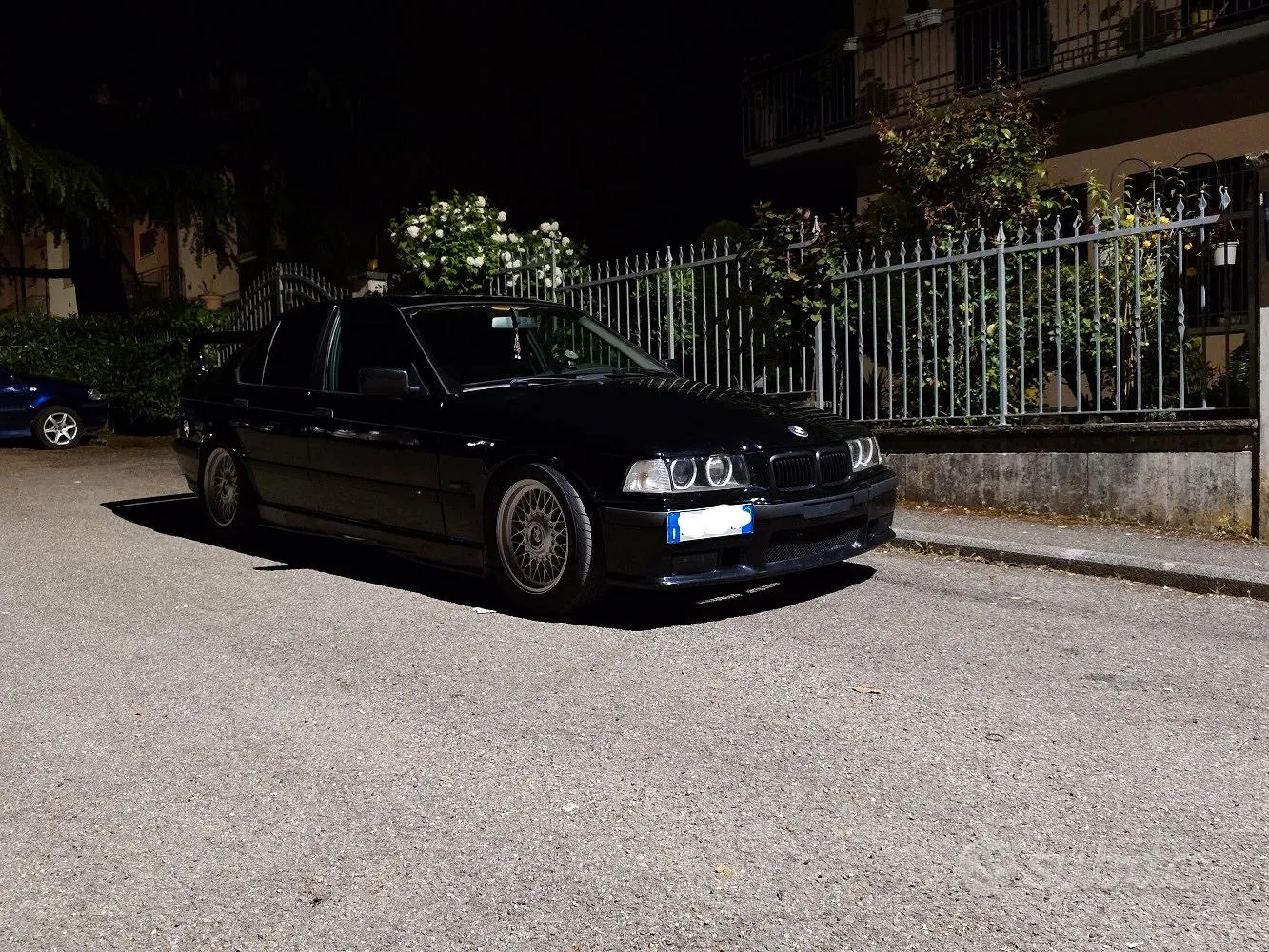 BMW 320I 1991 photo 2