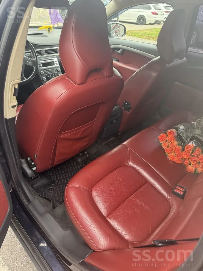 Volvo V70 2009 photo 5